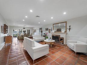 2046 NE 15th St, Fort Lauderdale FL 33304