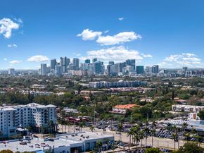 2046 NE 15th St, Fort Lauderdale FL 33304