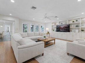 2046 NE 15th St, Fort Lauderdale FL 33304