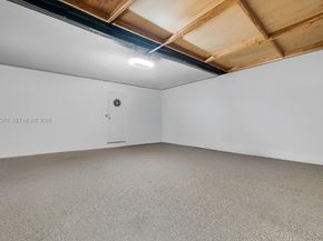 2046 NE 15th St, Fort Lauderdale FL 33304
