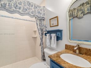 2046 NE 15th St, Fort Lauderdale FL 33304
