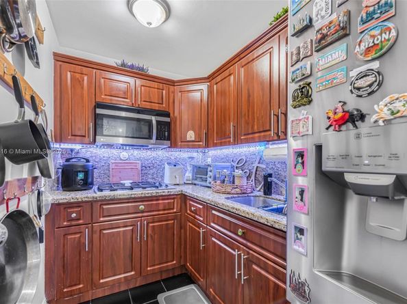 4705 NW 7th St 4087, Miami FL 33126