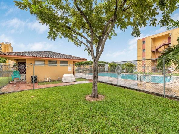 4705 NW 7th St 4087, Miami FL 33126