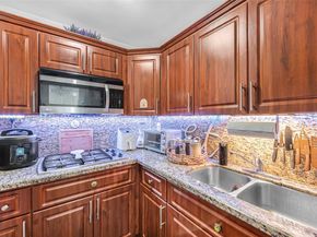 4705 NW 7th St 4087, Miami FL 33126