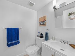 4705 NW 7th St 4087, Miami FL 33126