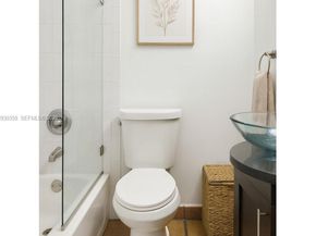 934 Michigan Ave 302, Miami Beach FL 33139