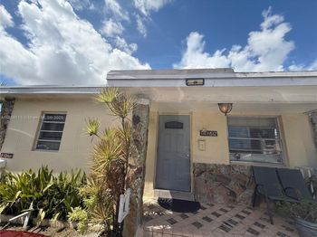 810 NW 24th Ct