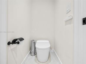 1075 NE 99th St, Miami Shores FL 33138