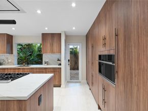 1075 NE 99th St, Miami Shores FL 33138