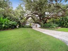 1075 NE 99th St, Miami Shores FL 33138