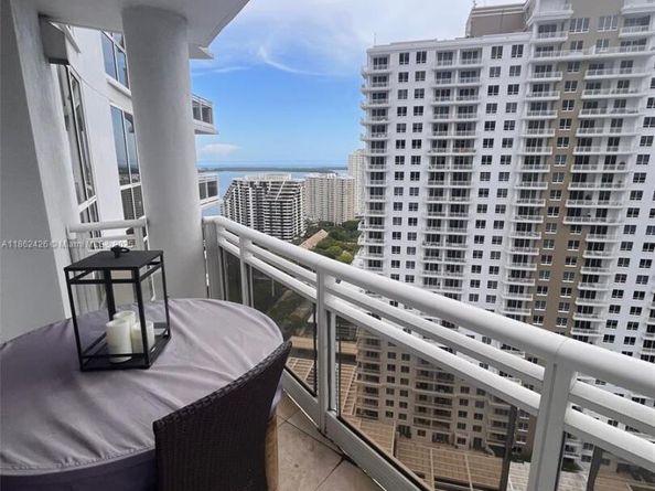 901 Brickell Key Blvd 2701, Miami FL 33131