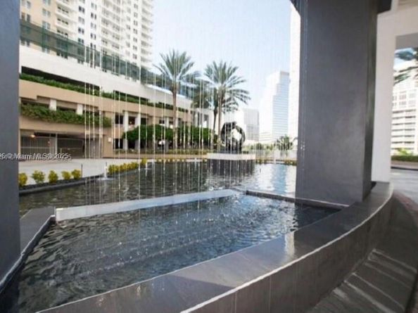 901 Brickell Key Blvd 2701, Miami FL 33131