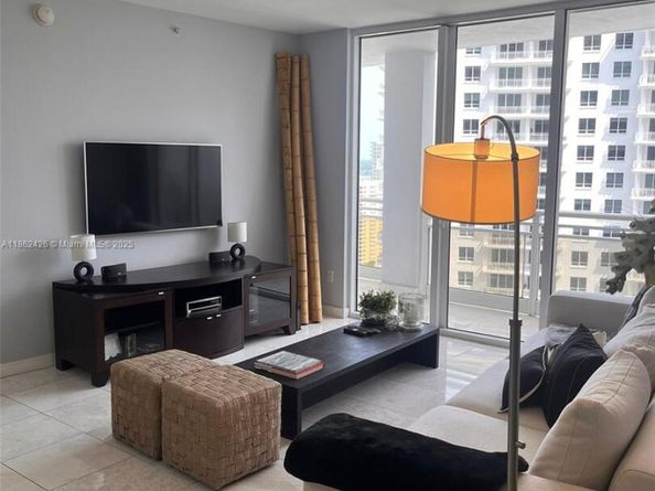 901 Brickell Key Blvd 2701, Miami FL 33131