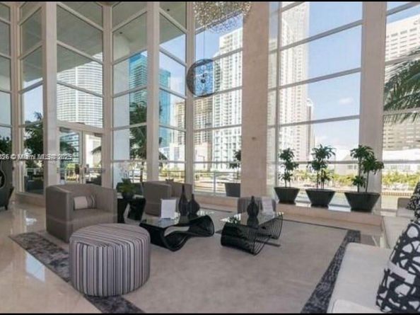 901 Brickell Key Blvd 2701, Miami FL 33131