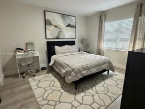 1061 NW 53rd St, Deerfield Beach FL 33064