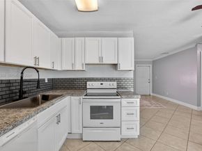 6878 SW 15th St, North Lauderdale FL 33068