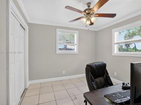 6878 SW 15th St, North Lauderdale FL 33068