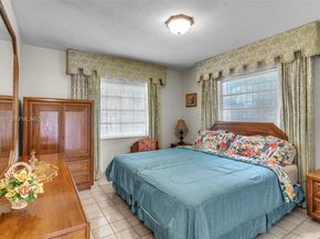 9310 SW 20th St, Miami FL 33165