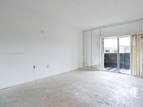 8315 SW 72nd Ave 308B, Miami FL 33143