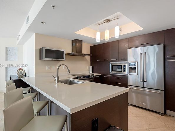 150 Sunny Isles Blvd 11006, Sunny Isles Beach FL 33160