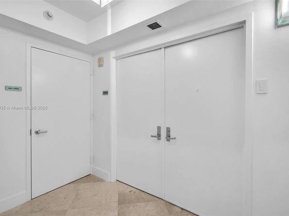 333 Las Olas Way 2703, Fort Lauderdale FL 33301