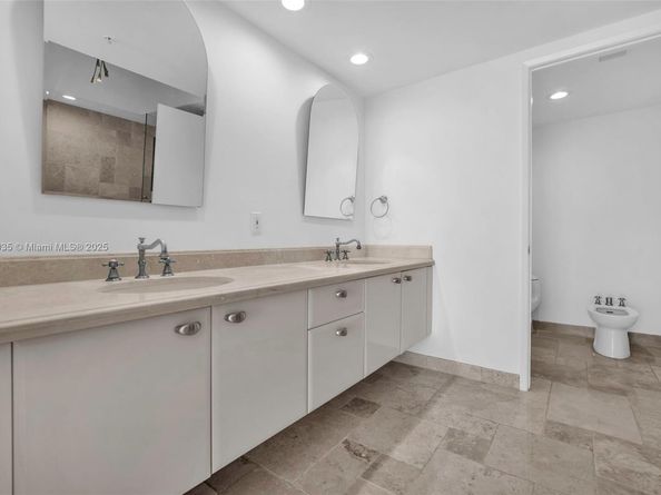 333 Las Olas Way 2703, Fort Lauderdale FL 33301