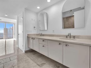 333 Las Olas Way 2703, Fort Lauderdale FL 33301