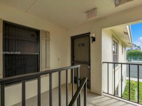 5894 Longbow Ln 6, West Palm Beach FL 33415