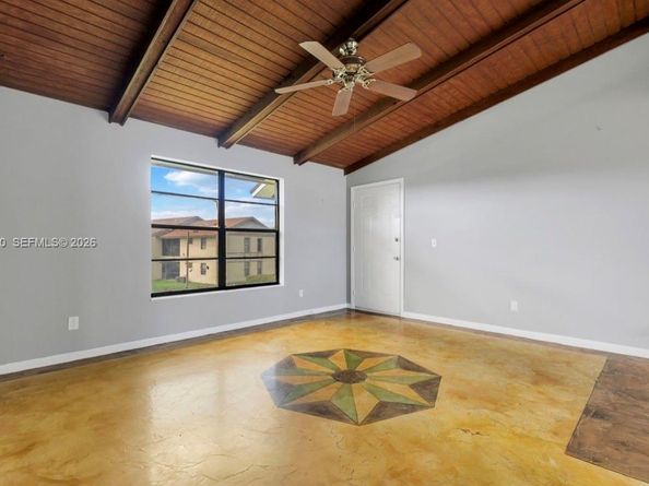 5894 Longbow Ln 6, West Palm Beach FL 33415