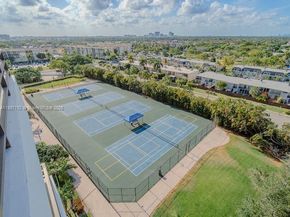 2500 Parkview Dr 1111, Hallandale Beach FL 33009