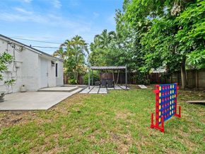 534 NW 50th St, Miami FL 33127