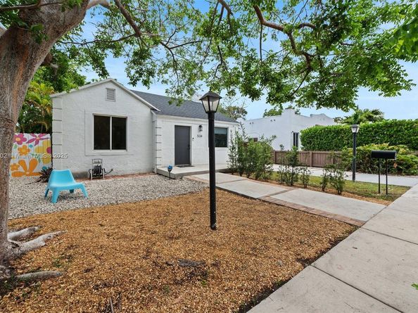 534 NW 50th St, Miami FL 33127