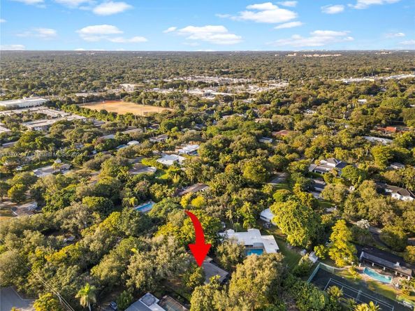 12725 SW 80th Ave, Pinecrest FL 33156
