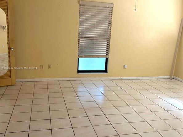 12725 SW 80th Ave, Pinecrest FL 33156