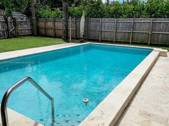 3331 N 66th Ave, Hollywood FL 33024