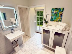 13075 NE 4th Ave, North Miami FL 33161