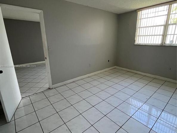 14155 SW 87th St E110, Miami FL 33183