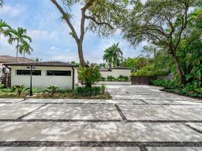 117 S Royal Poinciana Blvd, Miami Springs FL 33166