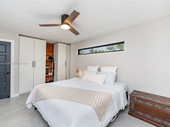 117 S Royal Poinciana Blvd, Miami Springs FL 33166