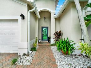 15577 SW 138th Ter, Miami FL 33196