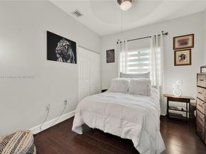 15577 SW 138th Ter, Miami FL 33196