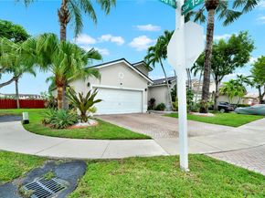 15577 SW 138th Ter, Miami FL 33196
