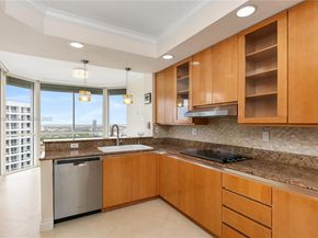 21150 Point Place LPH 2902, Aventura FL 33180