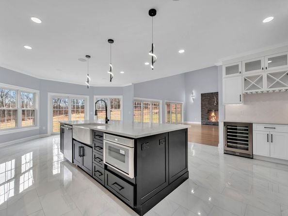 34 Fox Run Road, Redding CT 06896