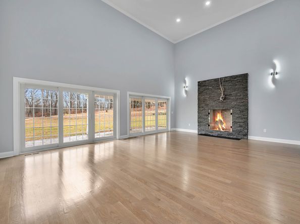 34 Fox Run Road, Redding CT 06896