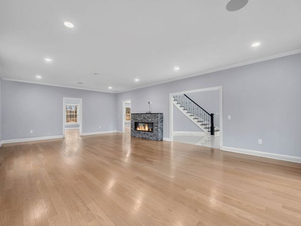 34 Fox Run Road, Redding CT 06896
