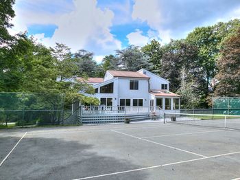 174 Cross Highway