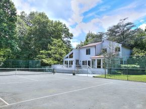 174 Cross Highway, Westport CT 06880