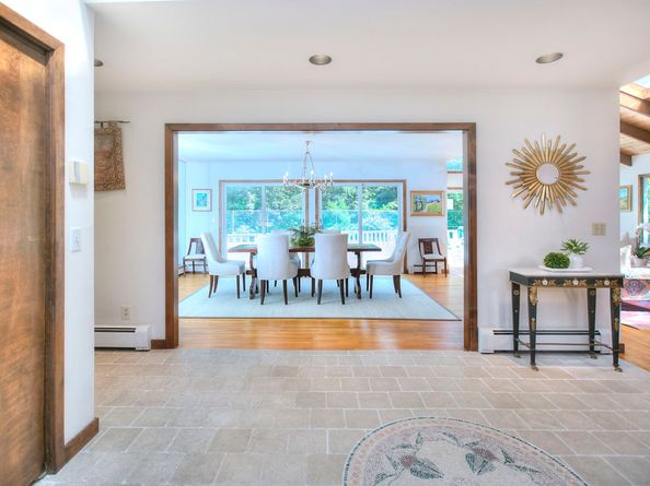 174 Cross Highway, Westport CT 06880