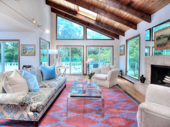 174 Cross Highway, Westport CT 06880